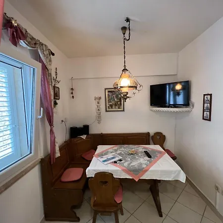 Blaga Apartment Povlja (Brac)